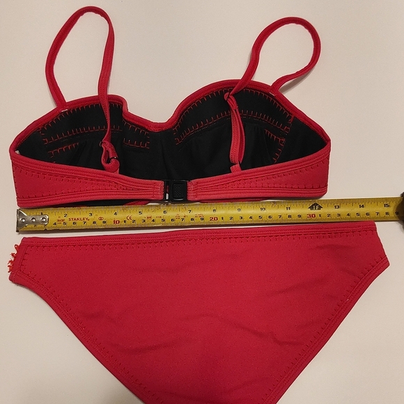 3/$25 Medium Coral Neoprene Underwire Bikini Set - brand unknown, like triangl - Picture 3 of 9